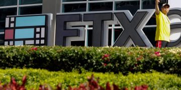 FTX sets $900M creditor payout as SBF clemency push loses support